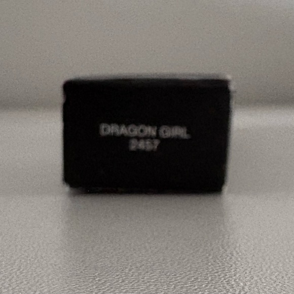 NARS Dragon Girl Velvet Matte Lip Pencil - Picture 5 of 5